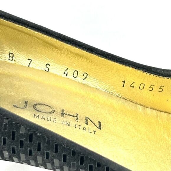 St. John Black Satin Paillettes Made in Italy Pointed Toe Narrow Heel Pumps 7B - Picture 7 of 13